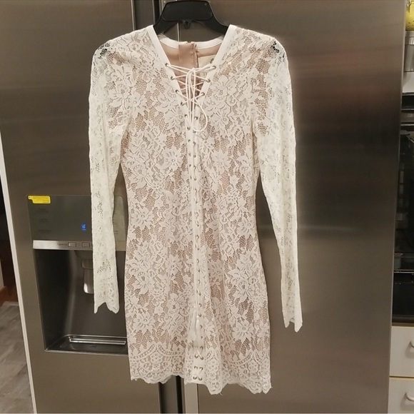 The Jetset Diaries White Lace Ruins Dress - Picture 11 of 14